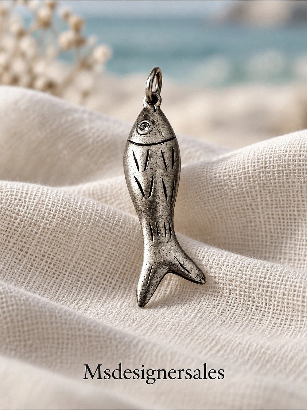 Fish Pendant in Silver Like New 318